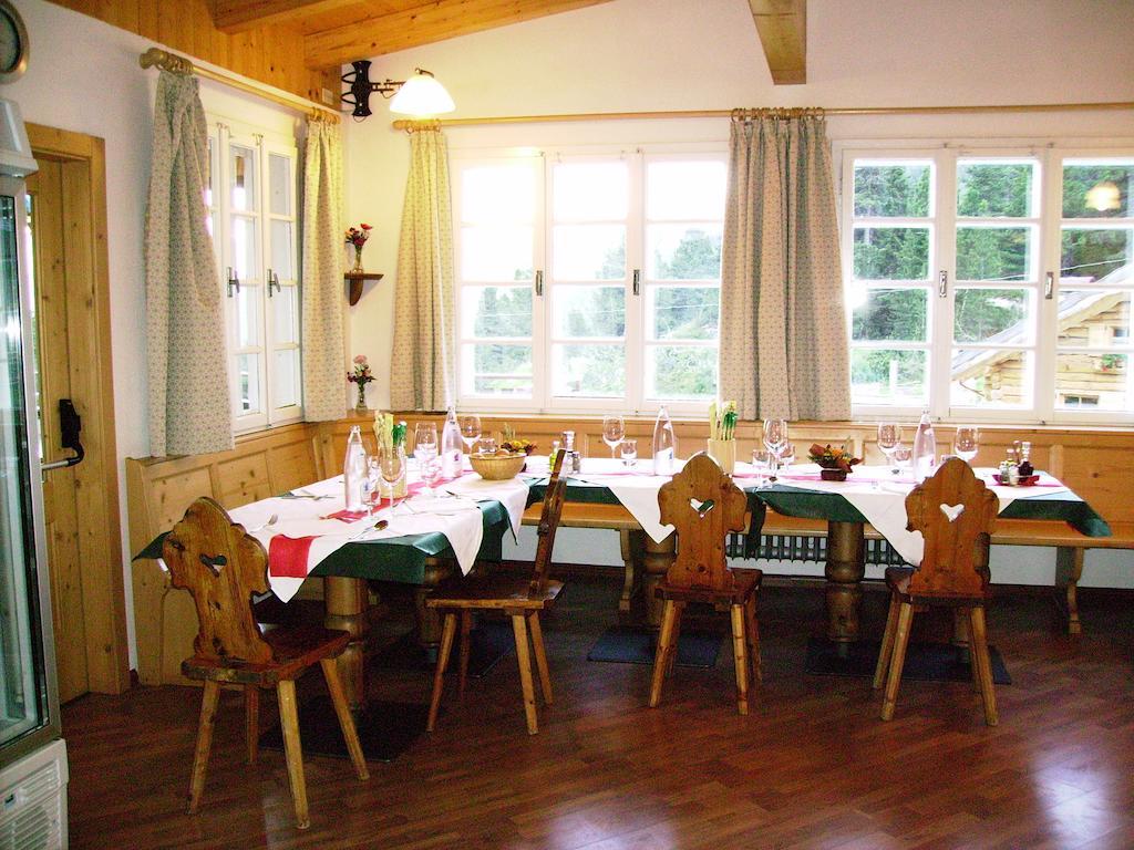 Rifugio Gardeccia Hutte Hotell Pozza di Fassa Exteriör bild
